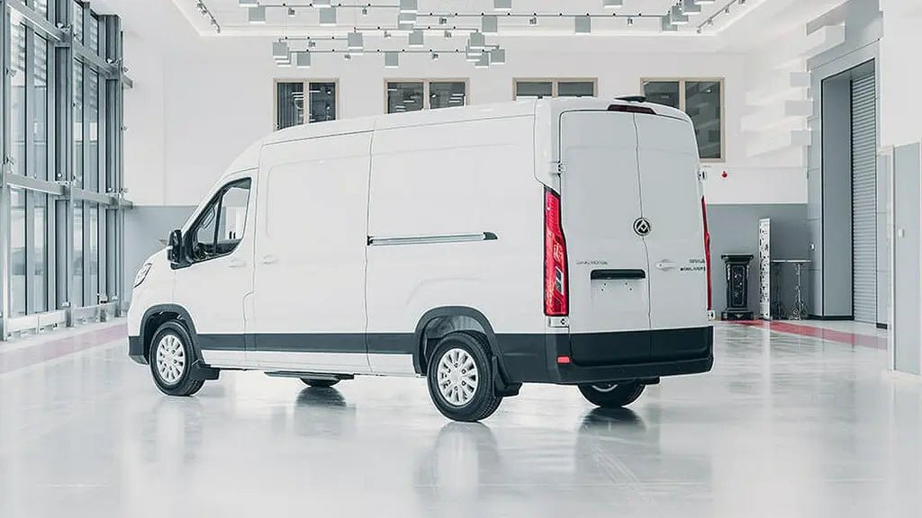 Maxus Deliver 9 L3 H2 Diesel Base - My Store