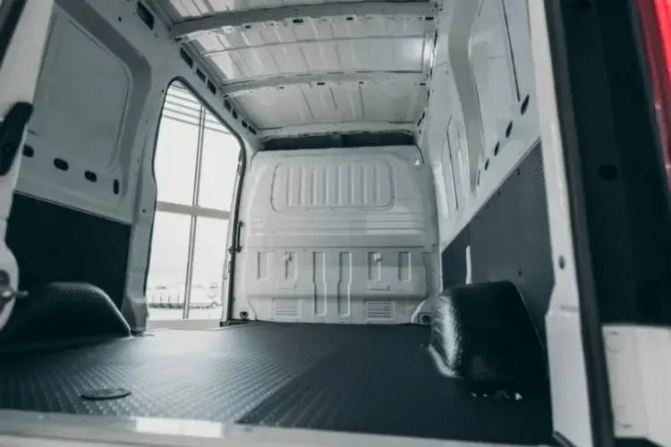 Maxus Deliver 9 L3 H2 Diesel Base - My Store